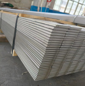 Barra Piatta in Acciaio ad Alto Tenore di Carbonio Standard ASTM A36 Q235 Q345 Q345B per Costruzioni Edili con <span class=keywords><strong>Servizi</strong></span> di Taglio e Saldatura - Product Image 1