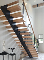 Escalier droit CBMmart Mono Beam en chêne blanc américain massif avec marches en bois et garde-corps en câble d'acier inoxydable