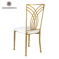 Chaises de banquet empilables en métal de luxe pour hôtels, restaurants, mariages et événements – Chaise d'amour moderne et romantique pour salon – Vente en gros
