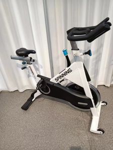 Equipo de acero para ciclismo en interiores, gimnasio en casa, bicicleta estática estacionaria, sistema de freno magnético, bicicleta de entrenamiento para spinning - Product Image 2
