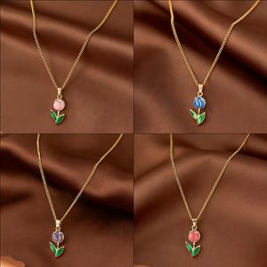 <span class=keywords><strong>Collana</strong></span> a catenina a forma di <span class=keywords><strong>tulipano</strong></span> in acciaio inossidabile con fiore di lusso Non sbiadito 18k placcato in vero oro smalto a goccia regalo - Product Image 2