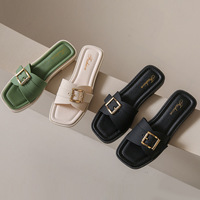 Neue modische Damen- und Mädchen-Sommer-Flachsandalen, Strandschuhe, Slides mit quadratischer Schnalle, koreanische Outdoor- und Alltags-Freizeitschuhe, Einkaufs-Slipper