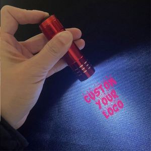 Mini torche LED personnalisée pour l'extérieur, lot de mini lampes de poche, mini lampe de poche en gros - Product Image 1