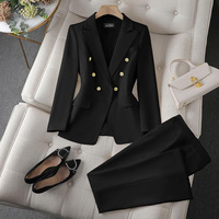 Ensemble tailleur pantalon et veste croisée X892 tendance pour femme, idéal pour le bureau, avec détails boutonnés, infroissable et respirant