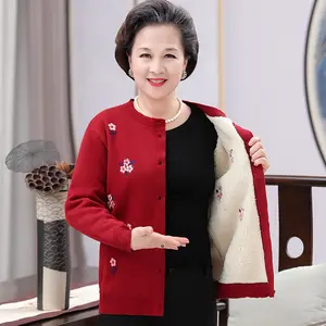 XL-4XL Autumn and Winter Long Sleeve Sweater Fleece Thermal Knitwear Middle aged and Old age Embroidered Undercoat Women's Coat