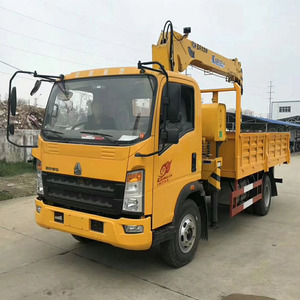 ساينو تراك HOWO 4x2 4x4 6 عجلات RHD 5T تفريغ قلابة شاحنة مع رافعة لوري-شنت رافعة شاحنة لرفع الأدوات الثقيلة - Product Image 4