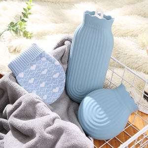 Bouteille d'eau chaude avec couvercle pelucheux doux et sûr hiver chaud, cou en caoutchouc longue bouteille d'eau chaude usine vente en gros - Product Image 3