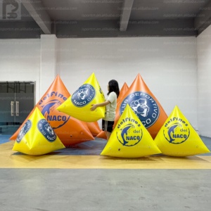 Boya Inflable Triangular de 1m, 2m, 3m con Logotipo Personalizado, para Carreras Acuáticas, Activación Deportiva y Competiciones de Natación - Product Image 1
