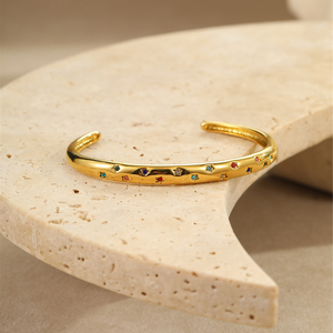 Pulsera europea y americana con incrustaciones de diamantes, estrella de cinco puntas, acero inoxidable de moda con incrustaciones de diamantes - Product Image 3