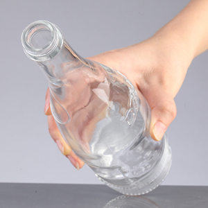 Botella <span class=keywords><strong>de</strong></span> cristal para <span class=keywords><strong>vino</strong></span> tinto blanco con tapón <span class=keywords><strong>de</strong></span> corcho o goma, <span class=keywords><strong>vino</strong></span> tinto <span class=keywords><strong>y</strong></span> licor, 750 ml, venta al por mayor - Product Image 2