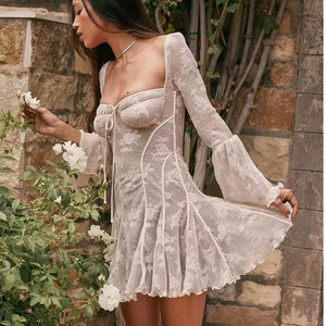 Mode sexy personnalisée Doublure en dentelle Robe pour femmes transfrontalière Manches évasées Col trapèze Tempérament de la mode Mini robe mince - Product Image 2