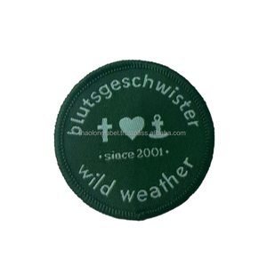 Écusson brodé avec logo personnalisé de haute qualité Écusson en tissu écologique pour chapeaux vêtements Écussons thermocollants Fournisseur en gros - Product Image 1