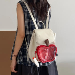 Sac à dos personnalisé Ita pour filles japonaises de premier cycle du secondaire Sac à dos transparent pour poupée Catton pomme rouge Sac à dos à épingles d'affichage - Product Image 4