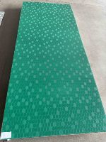 Panneau mural décoratif en PVC à effet pierre pressée haute texture, facile à installer et à nettoyer, pour les intérieurs commerciaux et résidentiels