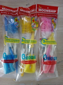 Moonship 4pcs/set Wholesale Baby Bottle Cleaning Brush Set Factory Price Baby Plastic <strong>Handle</strong> <strong>Sponge</strong> and Bristle Brush Set - Product Image 6