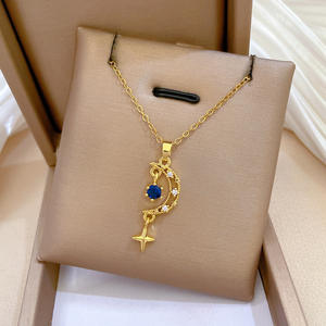 قلادة رومانسية جديدة على شكل قمر ونجمة زرقاء قلادة أنيقة من الماس بتصميم مجوف قلادة فاخرة من التيتانيوم الصلب - Product Image 5