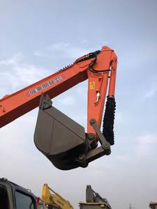 Máy xúc đào bánh xích mini Hitachi ZX70 đã qua sử dụng, hệ thống bánh xích ổn định, khả năng bám đất mạnh mẽ, các model: ZX17, ZX30U, EX60, ZX55, ZX60, ZX70, ZX75UR - Product Image 5