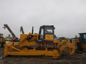 Bulldozer D85P Usado de Segunda Mano con Bomba de Motor y Sistema Hidráulico Completo, Capacidad de Empuje de 7.5m - Product Image 2