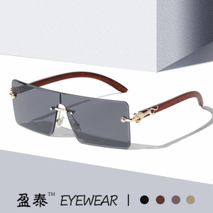 แว่นตาโลหะ แว่นกันแดดไร้กรอบ UV400 ลายเสือชีตาห์ทรงสี่เหลี่ยมสำหรับผู้หญิง - Product Image 1