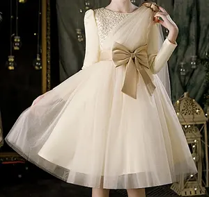Gute Qualität Kinder weiß Hochzeits kleid Kostüm Mädchen Party kleid Kinder neuesten Kleider Designs