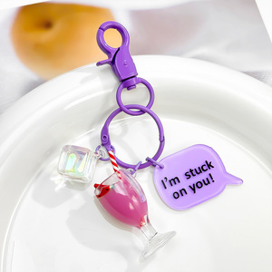 Porte-clés d'été sur le thème des glaçons rêveurs et des décalcomanies <span class=keywords><strong>de</strong></span> boissons sucrées Pendentif en caoutchouc <span class=keywords><strong>de</strong></span> <span class=keywords><strong>style</strong></span> cartoon pour les décorations lumineuses - Product Image 6