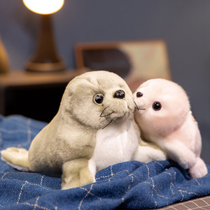 Jouet en peluche de phoque couché réaliste, animal de simulation avec pose mignonne, mammifère marin en peluche pour collection et cadeau, commande en gros - Product Image 5