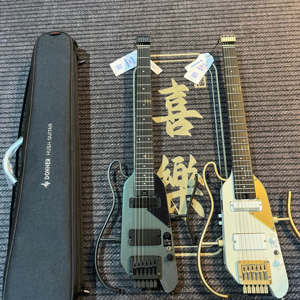 Donner HUSH-X PRO 38 Inch Lock Technology Zero Design Rock <span class=keywords><strong>Starter</strong></span> Guitare électrique portable sans tête - Product Image 1