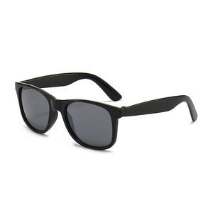 Classic Square Custom Logo PC Gradient Unisex Children's Kids Fashion Sunglasses - Product Image 4