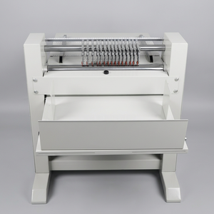 Machine à découper les étiquettes autocollantes de format A3, modèle 520F, petite, électrique, avec lames droites en acier tungstène et moteur. - Product Image 1