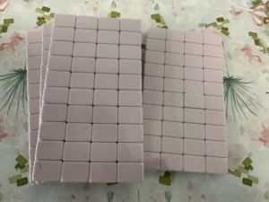 Juego de Mahjong Americano de Lujo Moderno Apeco, Cuatro Capas, Acrílico Morado Claro, Ecológico, Portátil, Resistente, para el Hogar - Product Image 1