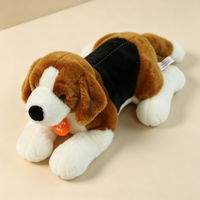 Peluche réaliste de beagle couché, jouet en peluche de chiot en gros, coton PP, en stock, OEM personnalisé, cadeau pour enfants