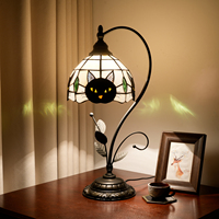 Lampe de table Tiffany en verre teinté avec motif de chat noir, lampe de bureau vintage, lampe de chevet pour chambre à coucher, lumière de nuit, décoration d'intérieur, cadeau pour les amoureux des chats