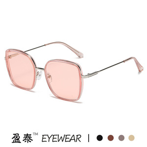Sunglasses Women Milky <b>White</b> <b>Frame</b> Gradient Lens UV400 Protection Large <b>Square</b> Style - Product Image 4