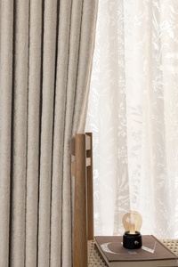 Cortinas de Chenilla Jacquard en Tono Beige Cálido para Dormitorio, Sala de Estar de Lujo, Aislamiento Térmico, Diseño Floral en Forma de Ola - Product Image 6