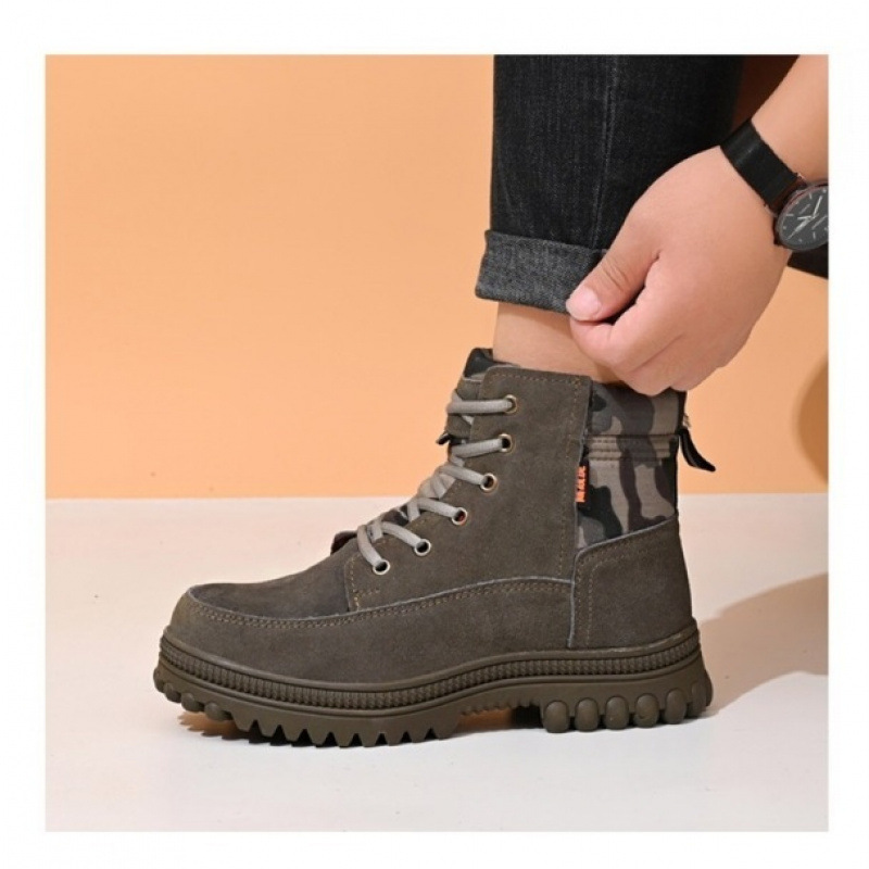 Grey work boots with anti-slip properties (true to size)