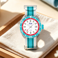 Montres pour femmes en quartz analogique de luxe avec logo personnalisé, boîtier en acier inoxydable, bracelet en nylon, design tendance, plusieurs couleurs disponibles