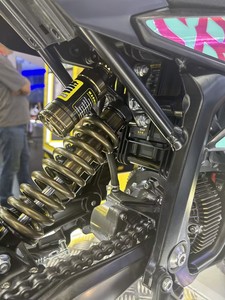 5000W elettrica da corsa Dirt Bike batteria al litio 50.4V 25AH, 55 km/h prestazioni di Motocross - Product Image 5