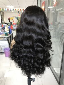 Parrucche con Lace di Capelli Umani Trasparenti Ondulate Corpose Ricci All'ingrosso Grado Brasiliano 10A Sciolte per Donne Bianche Nere Lunghe con Pizzo Svizzero - Product Image 6