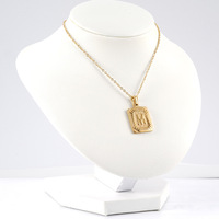 ODM alfabeto 18K oro palabras personalizadas nombre inicial cuadrado encanto collar letra Simple colgante