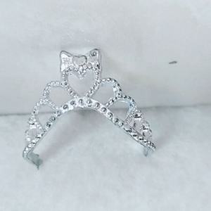 2022 ของเล่นมงกุฎ<span class=keywords><strong>บ้าน</strong></span>ตุ๊กตาสำหรับเด็ก ของตกแต่งผมเจ้าหญิง - Product Image 2