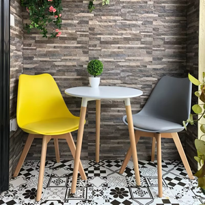<span class=keywords><strong>Chaise</strong></span> de salle à manger en plastique de style <span class=keywords><strong>scandinave</strong></span> avec pieds en bois de hêtre <span class=keywords><strong>Chaise</strong></span> élégante et légère pour salle à manger, café ou bureau - Product Image 2