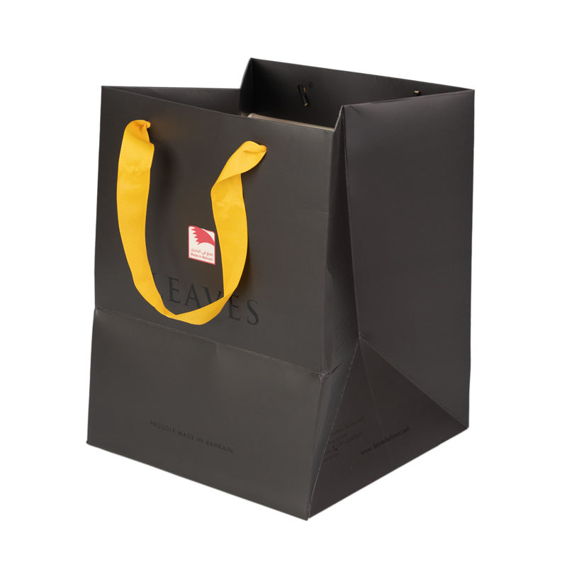 สีน้ำตาลเข้ม