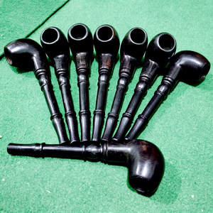 Pipe à herbes en bois faite à la main, forme irrégulière, durable, objet d'art, objet de collection, artisanat naturel - Product Image 1