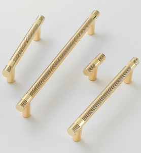 Poignées et boutons <span class=keywords><strong>de</strong></span> tiroir en laiton noir et or pour armoires <span class=keywords><strong>de</strong></span> cuisine, barres <span class=keywords><strong>de</strong></span> tirage architecturales symétriques pour entrées et armoires - Product Image 5