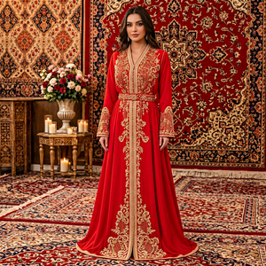 Caftán marroquí largo de terciopelo color ciruela con bordado a mano en rojo rubí de Mishkat Couture para mujeres musulmanas europeas, elegante. - Product Image 1