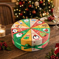 Boîte cadeau en papier triangulaire de Noël avec logo personnalisé, recyclable, en forme de gâteau, pour emballer des bonbons, pour les cadeaux de fête de Noël, emballage cadeau