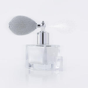 Spray de purpurina brillante perlado de alto brillo para botella cuadrada sin LOGO, efecto cristalino. - Product Image 4