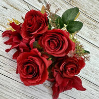 Großhandel Hochwertige 7 Köpfe Seiden blume Red Bunch Roses Bouquet Künstliche Blume Rose Bouquet