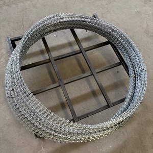 Alambre <span class=keywords><strong>de</strong></span> púas <span class=keywords><strong>de</strong></span> <span class=keywords><strong>seguridad</strong></span> galvanizado tipo <span class=keywords><strong>concertina</strong></span>, antiescalada, con cuchillas, <span class=keywords><strong>precio</strong></span> - Product Image 6