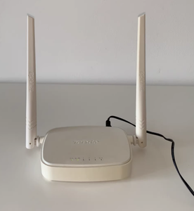 <span class=keywords><strong>Tenda</strong></span> N301 usato Router <span class=keywords><strong>WiFi</strong></span> <span class=keywords><strong>Modem</strong></span> 300Mbps 2.4Ghz 5Dbi Wireless Router domestico ONT per FTTP/FTTH/FTTB/FTTB/FTTX con 1 anno di garanzia - Product Image 6